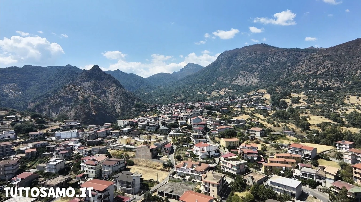 Panorama reale di Samo